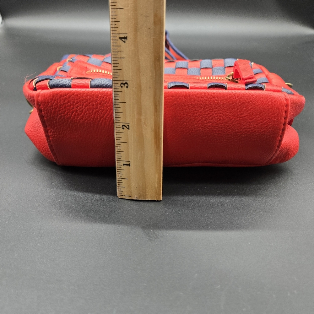 Universal Thread Red & Navy Woven Crossbody Bag - Picture 4 of 9